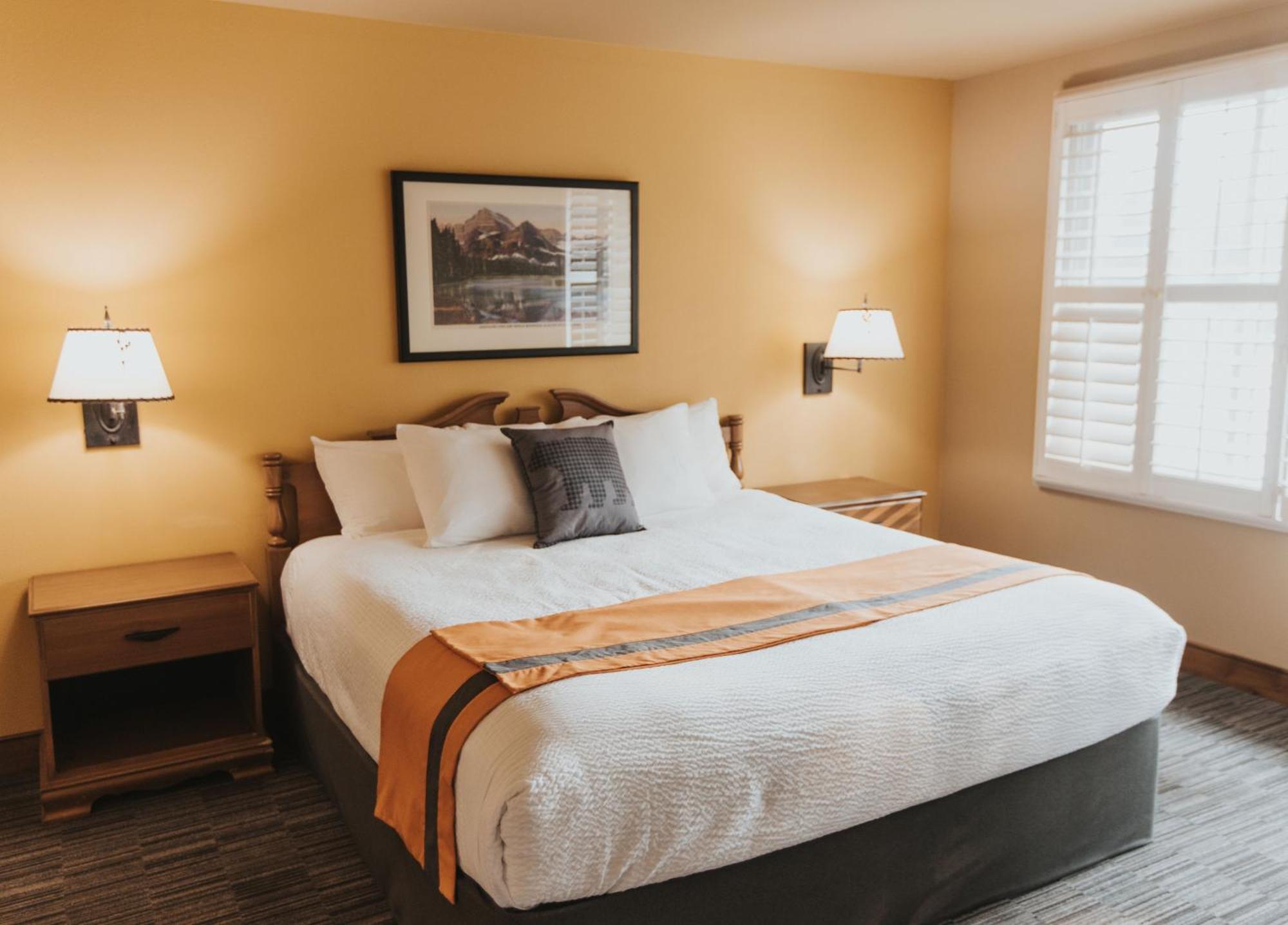 King Room,1722938214:JPEG
